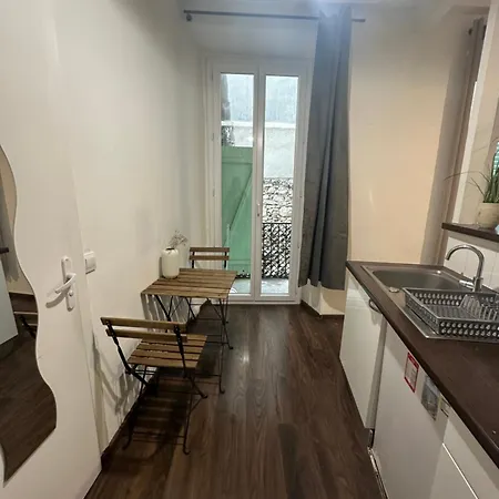 Estudio 20 M2 Apartment